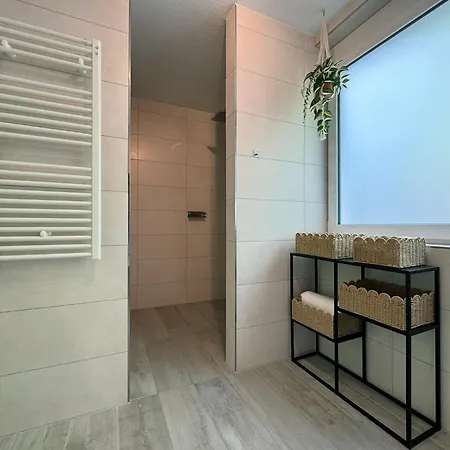 Familienurlaub Im Schwarzwald, Europapark-naehe אטנהיים